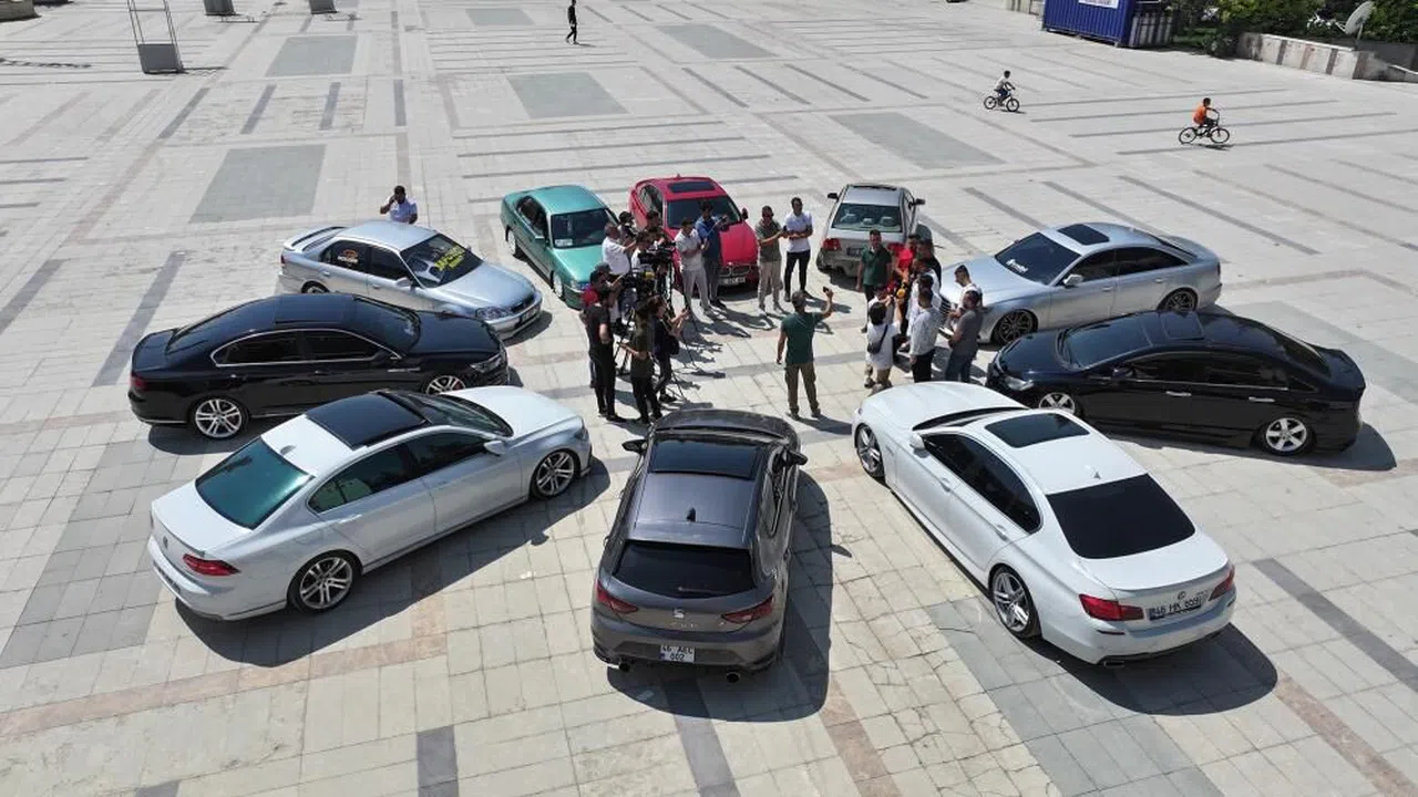 Modifiyeli ve klasik araç tutkunları Kahramanmaraş'ta buluşacak