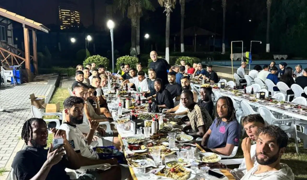 Adana Demirspor'un kebap ziyafeti