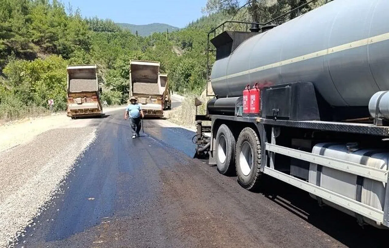 Büyükşehir, Andırın Kırsalında Ulaşım Atağını Sürdürüyor