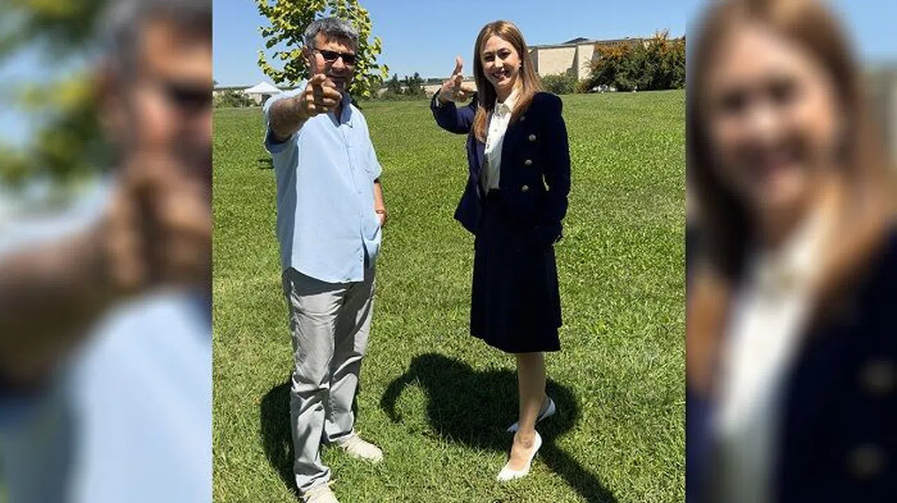 Vekil Dora, Yusuf Dikeç ile ikonik pozu verdi