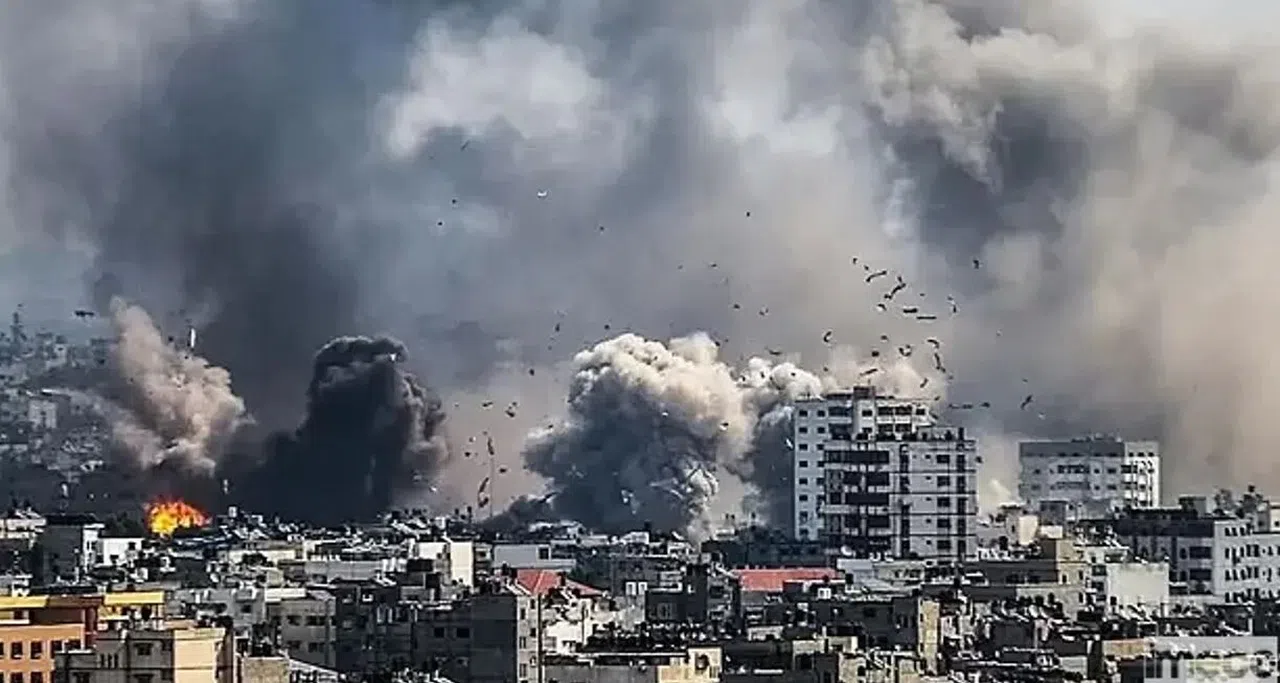 İsrail, Gazze Şehri'nde 2 okulu vurdu