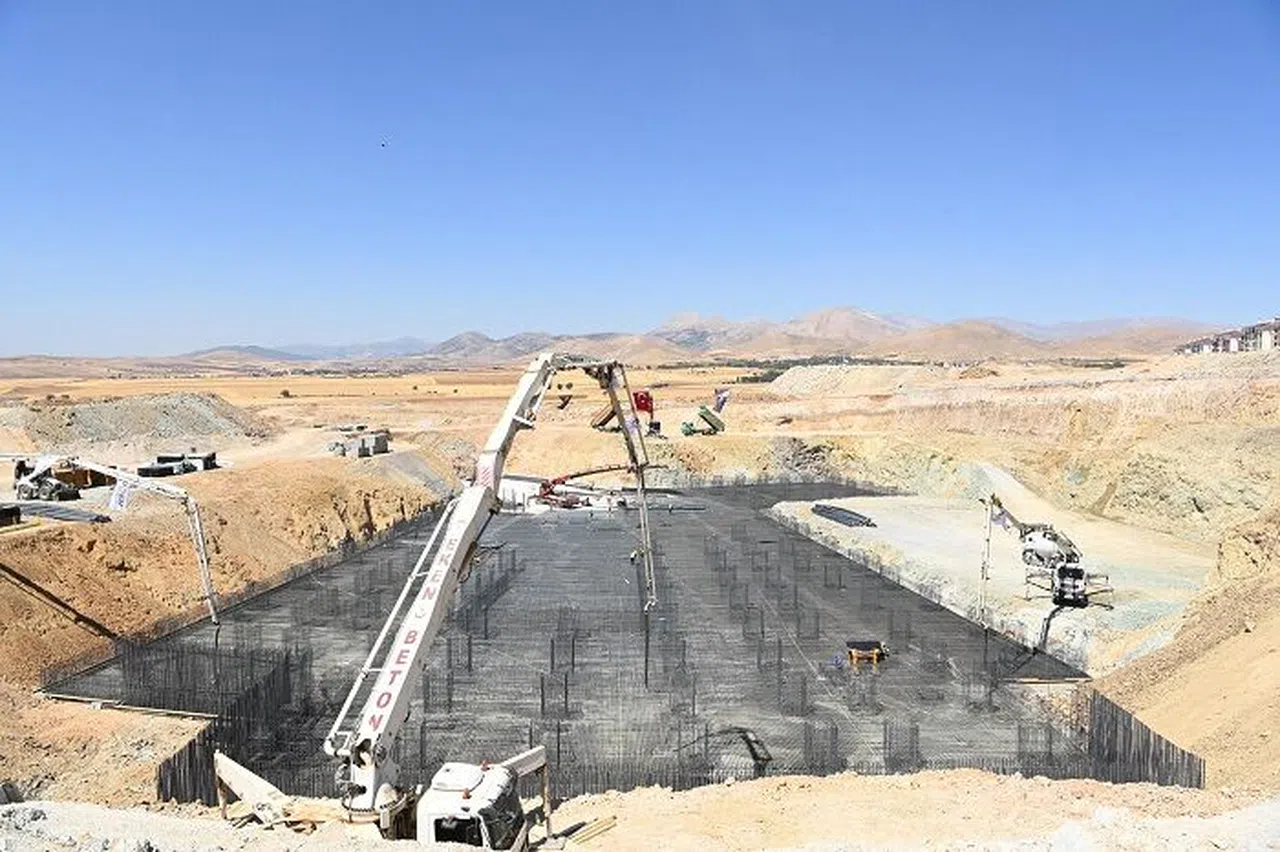 Afşin’e Sağlık Yatırımı: Temeller Atıldı