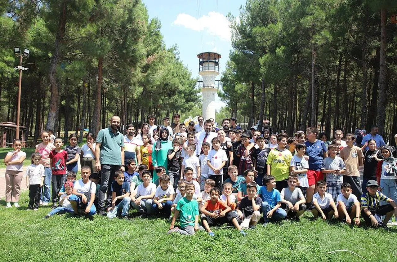 Dulkadiroğlu'nda Gençler Değerler Eğitimi Yaz Okulu'nu Coşkuyla Tamamladı