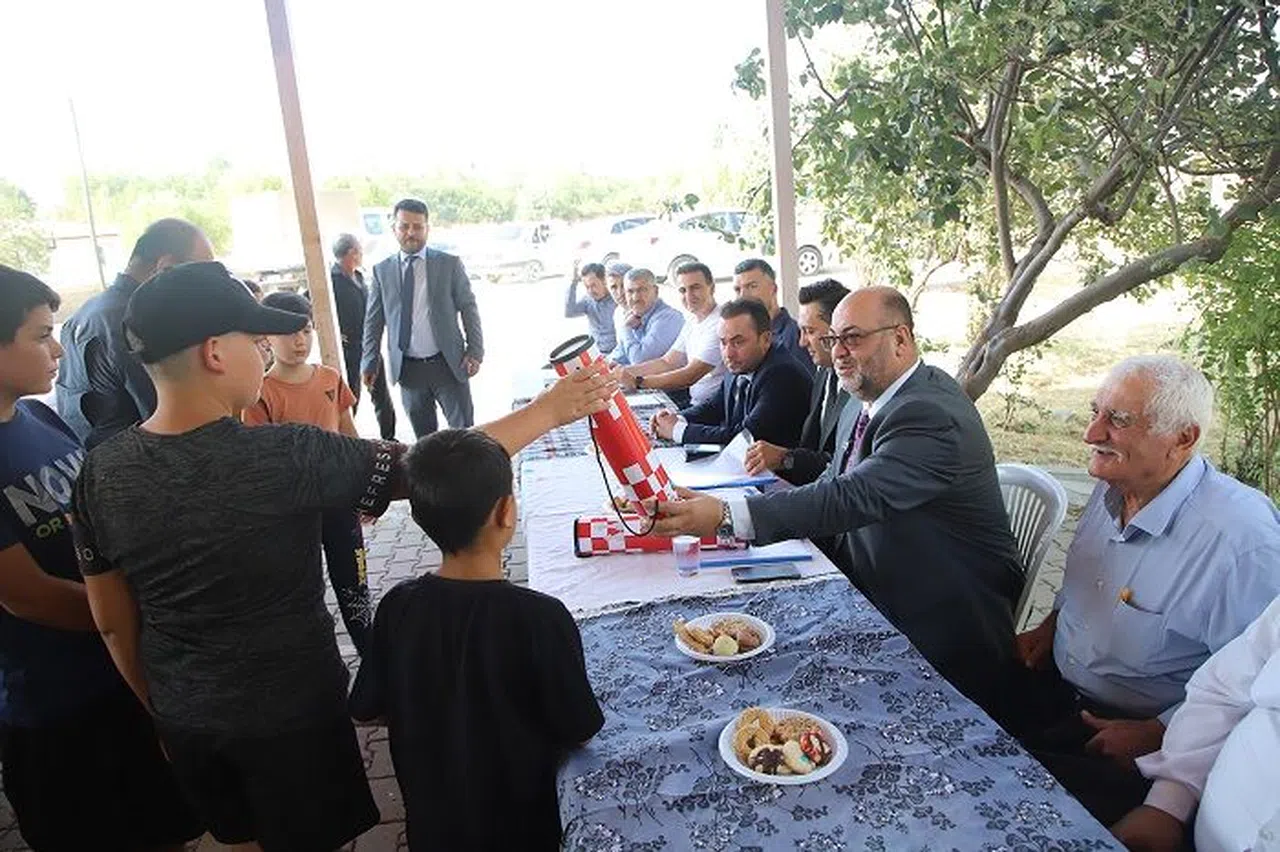 Başkan Akpınar, Eskinarlı Mahallesi'nde Vatandaşlarla Buluştu