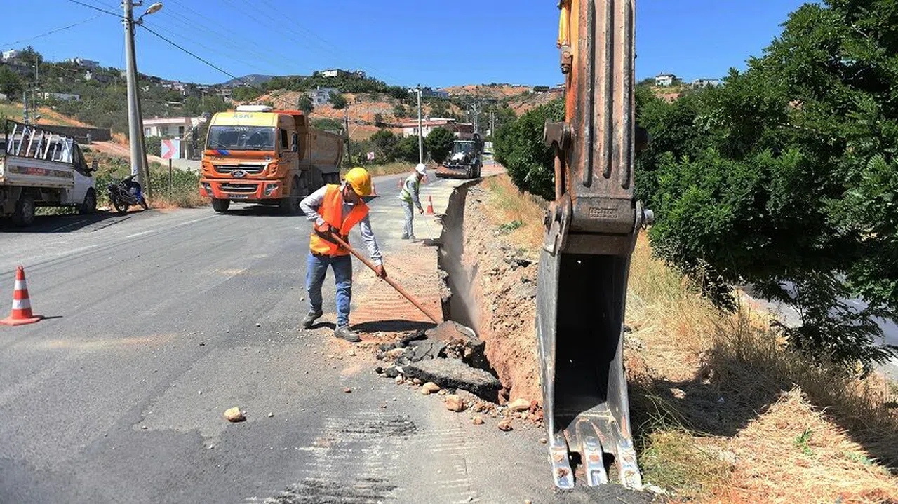 Yerleşim Yerlerinin Altyapı Sorunu Bir Bir Çözülüyor