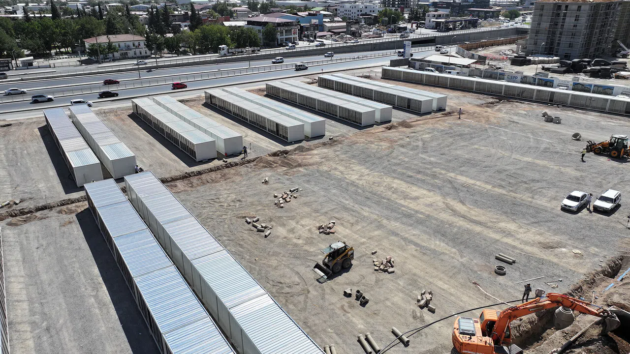 Yeni Geçici Çarşıda Alt ve Üstyapı İmalatları Sürüyor