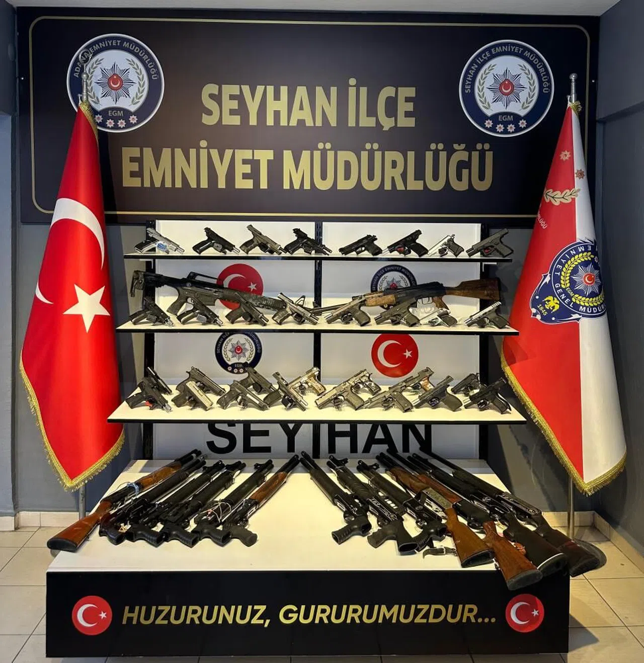 Polis 44 silah ele geçirirken 247 aranan şahsı yakaladı