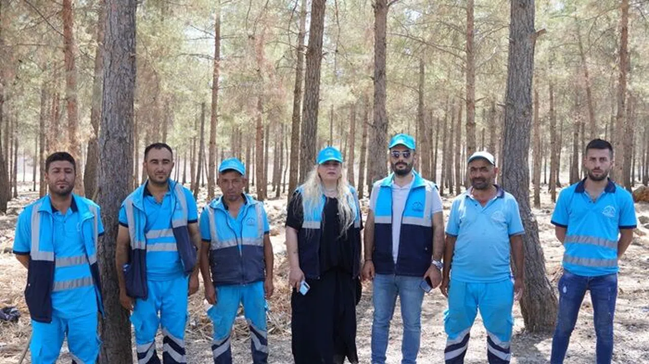 Sivricehüyük Mahallesi'nde Bulunan Ormanlık Alanda Kapsamlı Çevre Temizliği