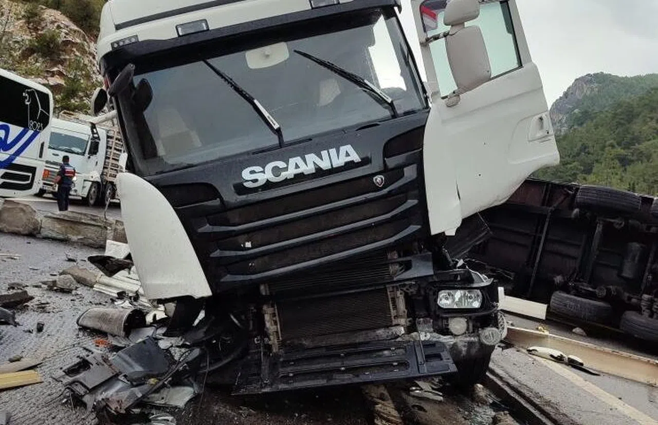 Zincirleme kaza: 2 yaralı