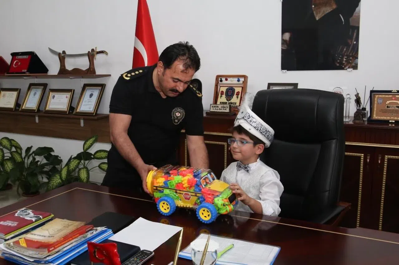 Vefat eden polisin emaneti, sünnet gününde unutulmaz bir gün yaşadı