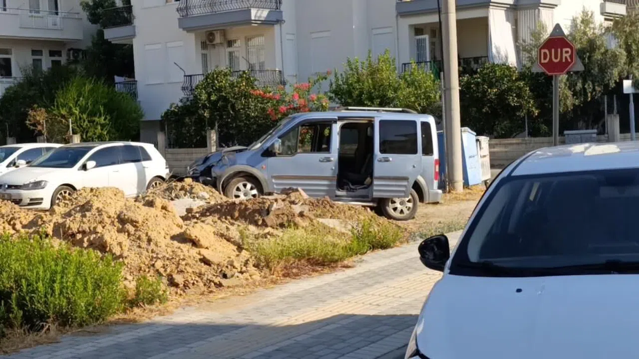 Kazaya karışan sürücü 'benim arabamı değil ötekini çek'