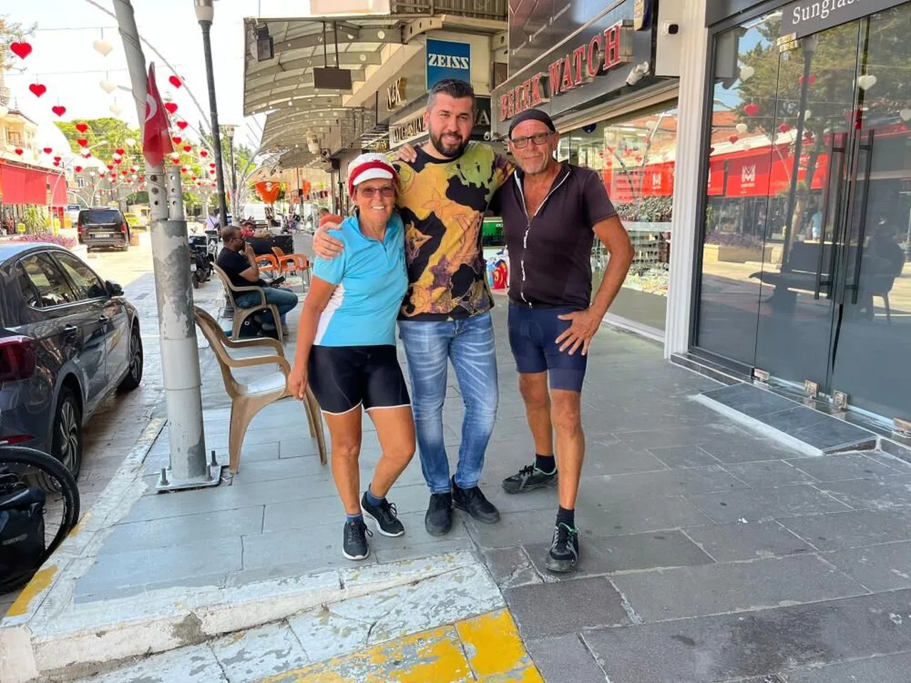 Alman çift 6 bin kilometre pedal çevirdi