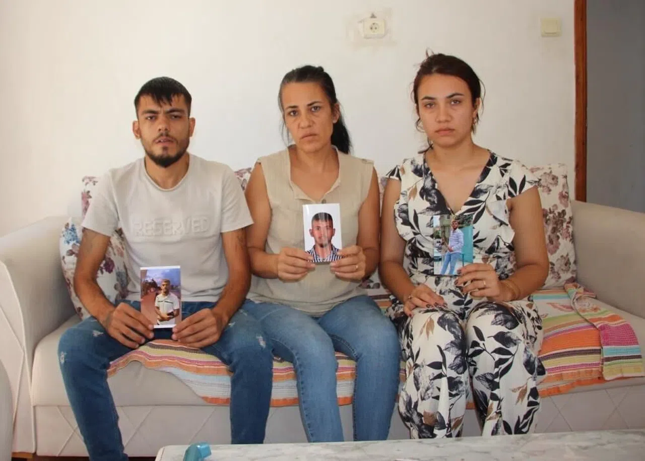 Peçeteye doğum ve ölüm tarihini yazıp ortadan kayboldu