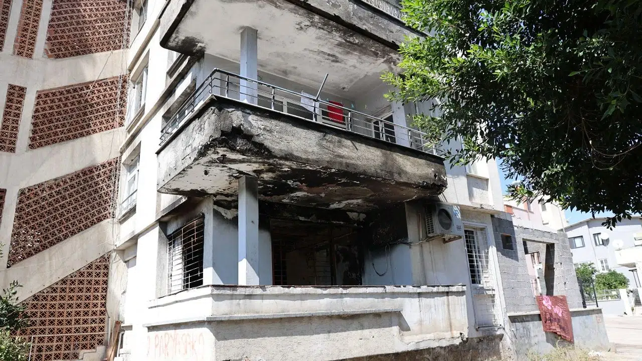 Otizmli torunu evi küle çevirdi