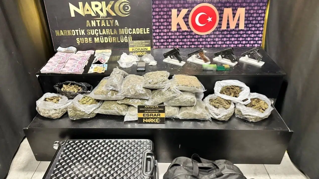 Silah ticareti yapan şahıslara operasyon