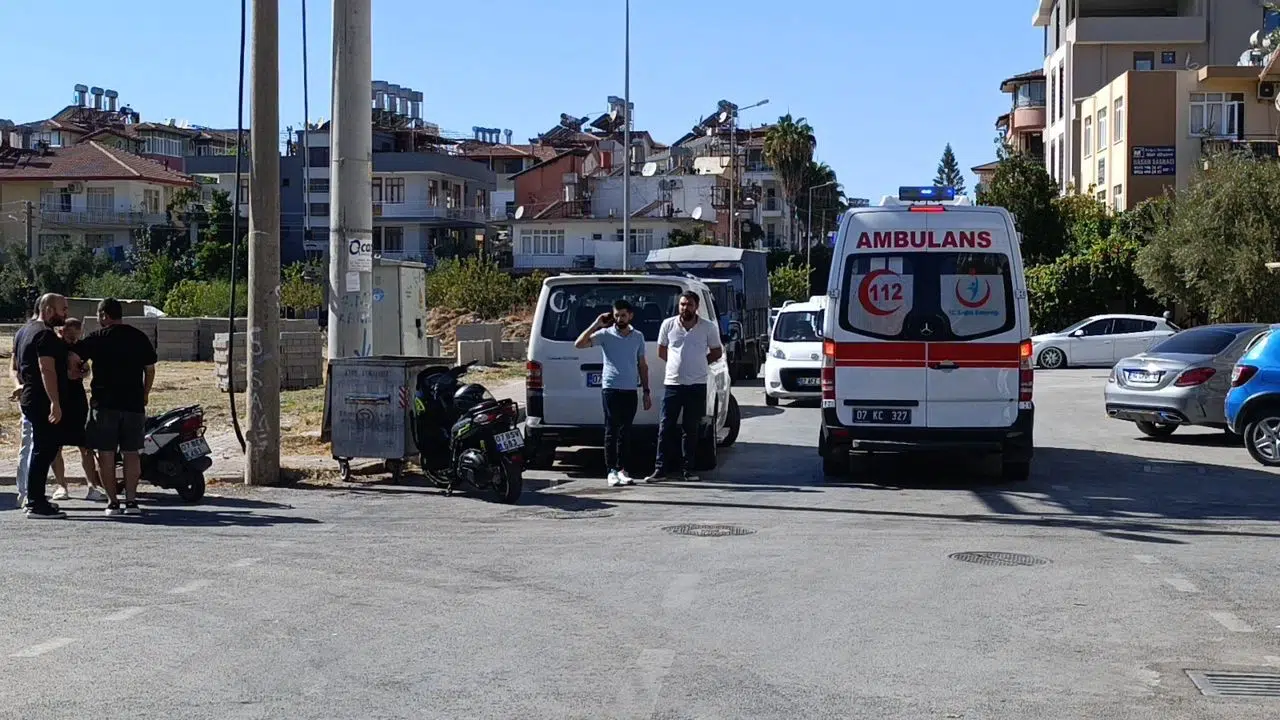 Motosiklet kullanırken yakalandı, karıştığı kazada da kasksız çıktı