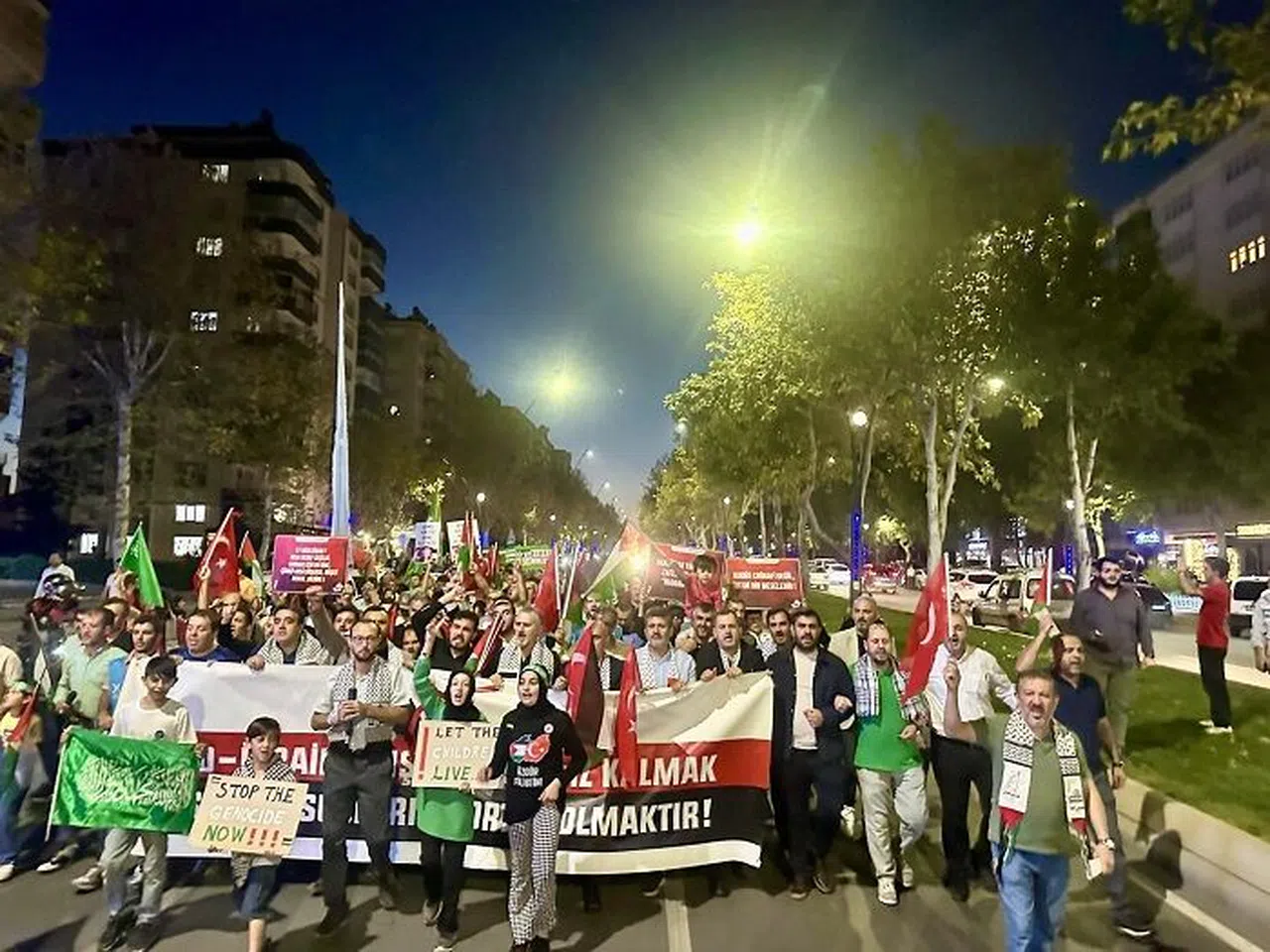 Kahramanmaraş’ta Filistin’e Destek İçin Yürüdüler