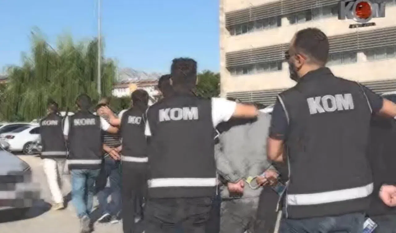 200 milyon TL’lik tefeci operasyonu: 5 tutuklama