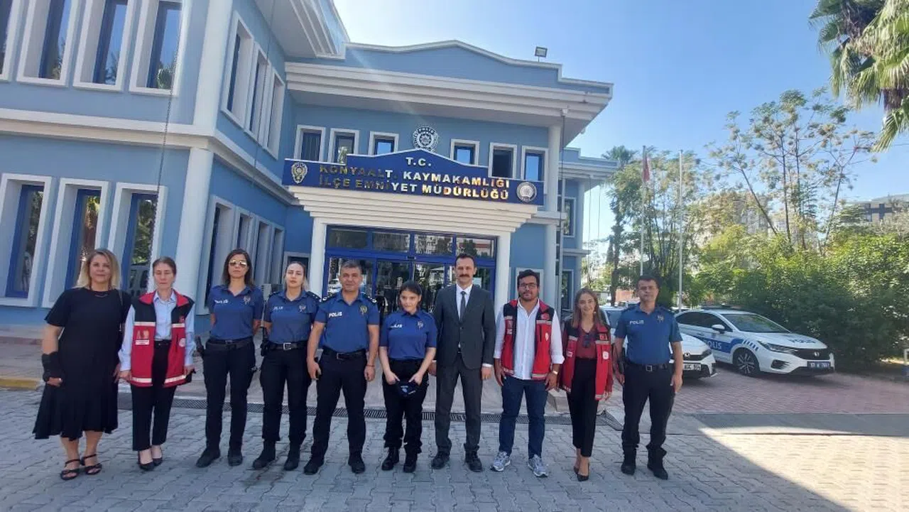 Polis olma hayali kuran Hiranur'un mutluluk çığlıkları