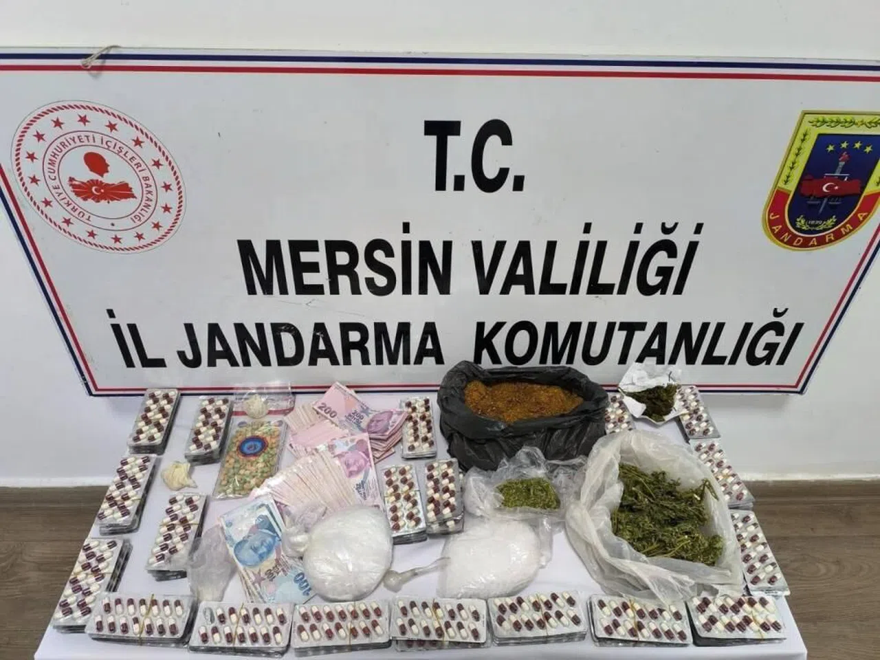 Jandarmadan uyuşturucu operasyonu: 2 tutuklu