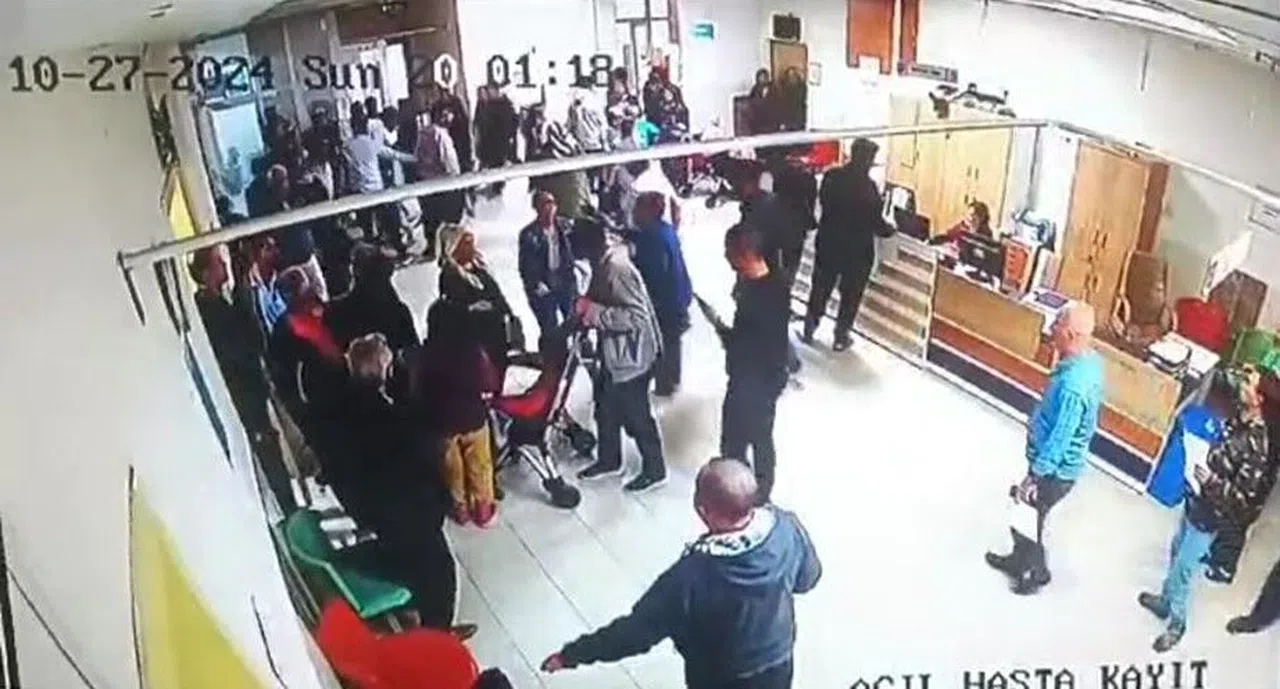 Depreme hastanede yakalanan vatandaşların kaçışması