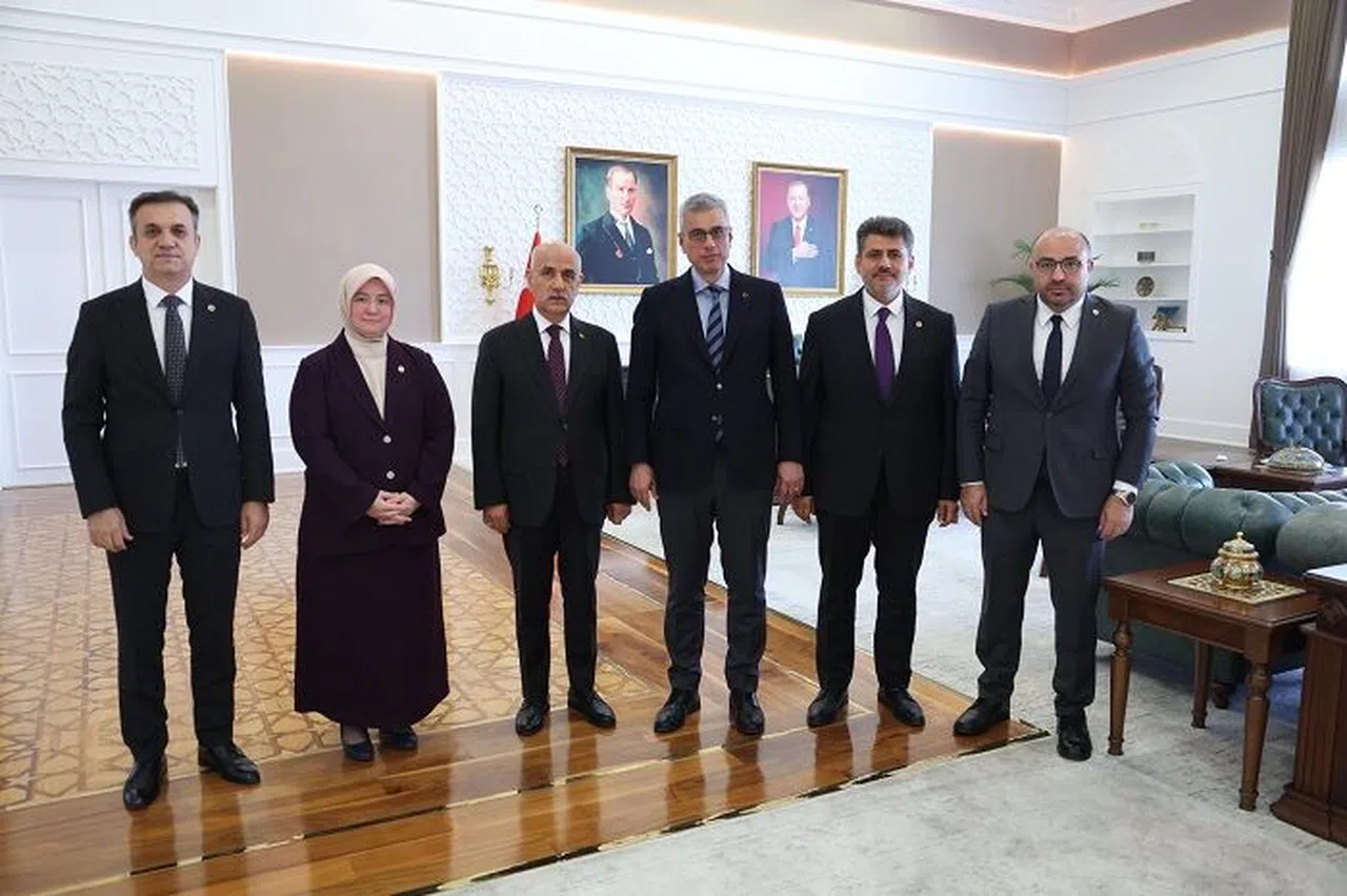 AK Parti Kahramanmaraş Milletvekilleri Sağlık Bakanı’nı Ziyaret Etti