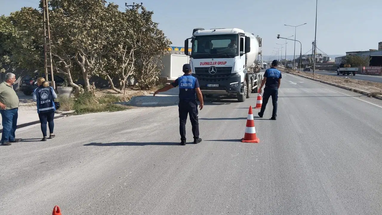 Zabıta ekipleri 81 hafriyat kamyonuna ceza uyguladı