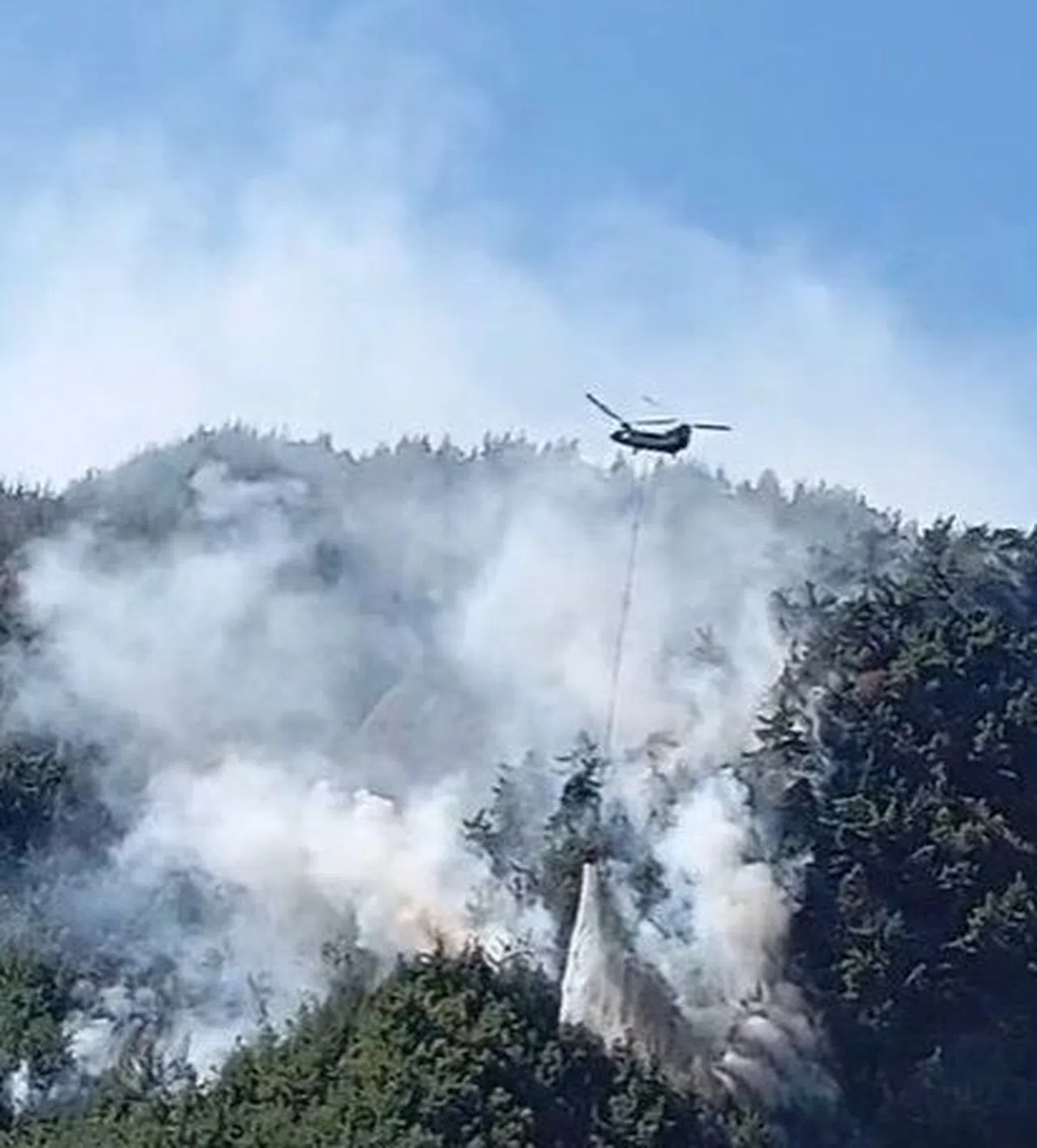 Kahramanmaraş’ta sarp arazideki yangın 3 gündür sürüyor
