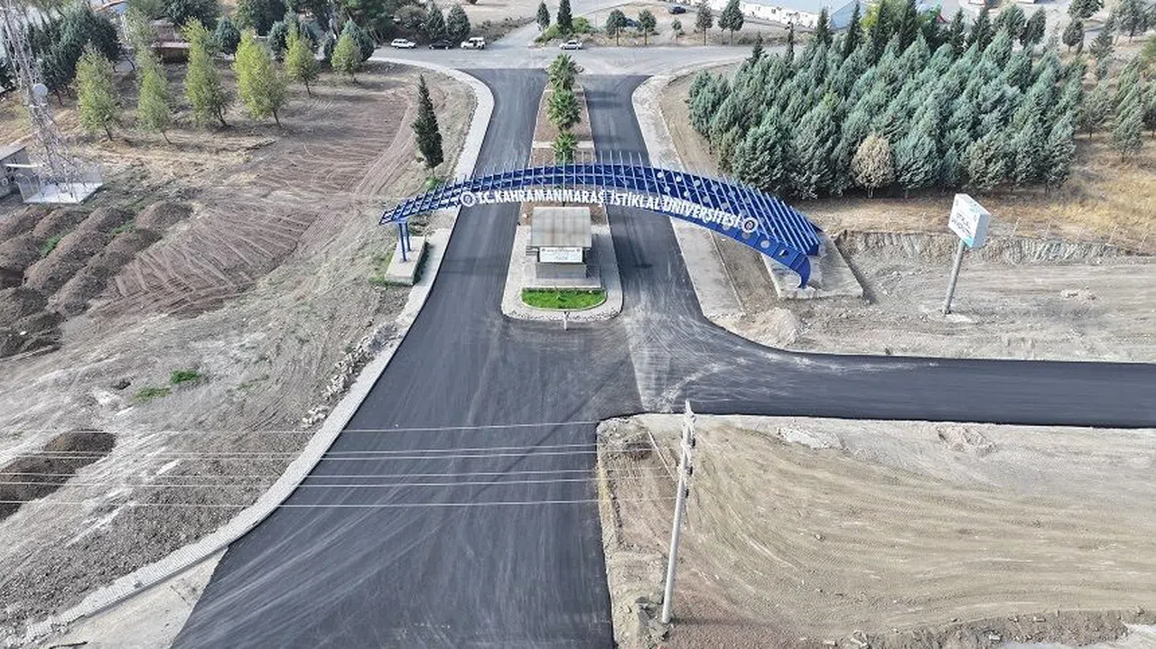 Büyükşehir, Karacasu Kampüsü’ne Ulaşım Konforunu Artırdı