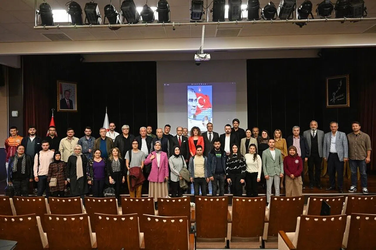 KSÜ’de “Tarihsel Süreçte Cumhuriyet ve Atatürk'ün Cumhuriyet İdeali” Konulu Konferans Düzenlendi