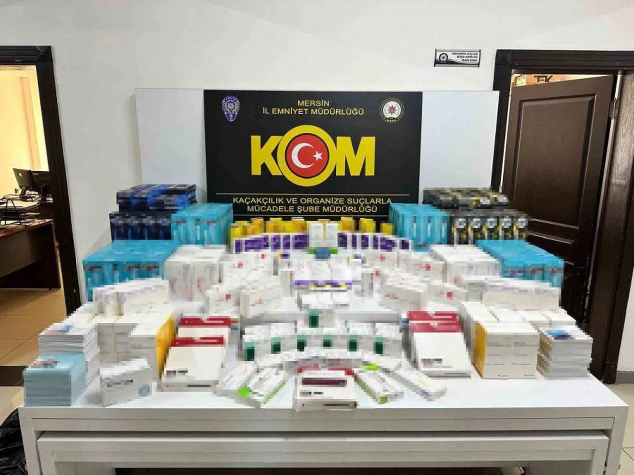 İlaçları çamaşır makinasına saklayan şebekeye operasyon