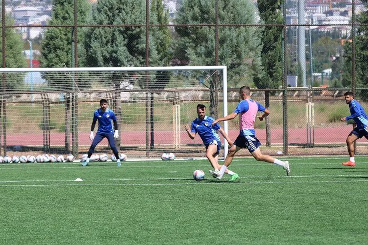 İstiklalspor, Sebat Gençlikspor Maçı Hazırlıklarına Başladı