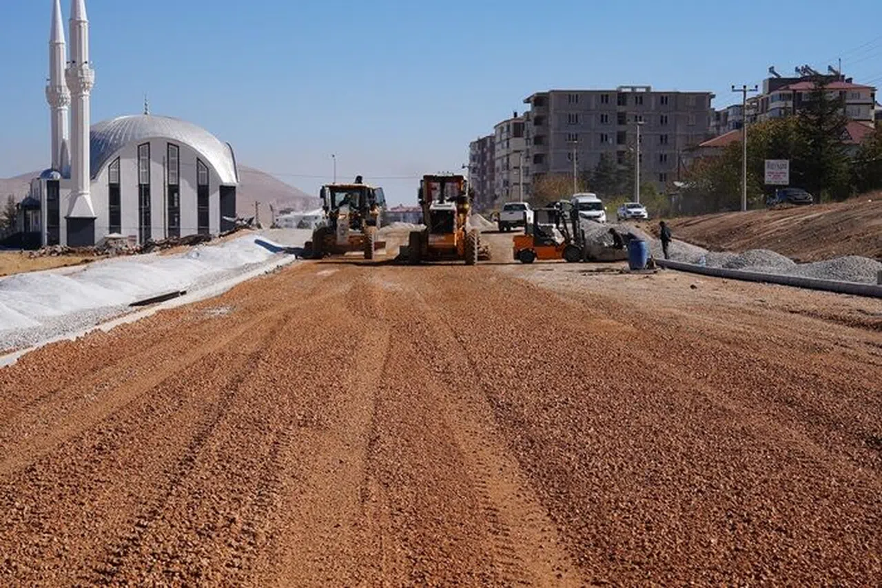 Büyükşehir, Afşin’de Arterleri 35 Milyon TL’lik Yatırımla Yeniliyor