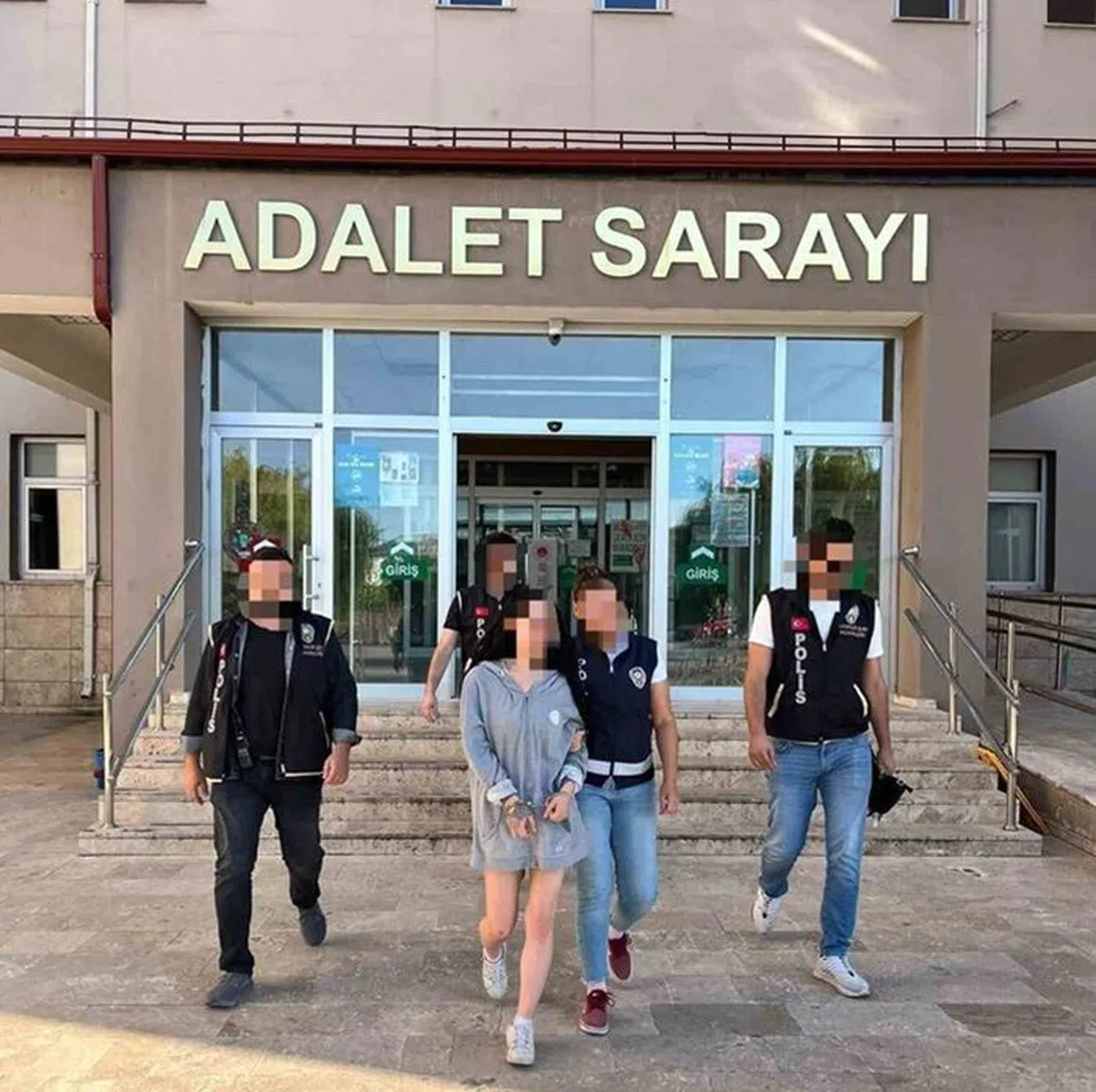 Peygamber Efendimize Hakaret Eden Suç Makinesine İstenen Cezalar Belli Oldu