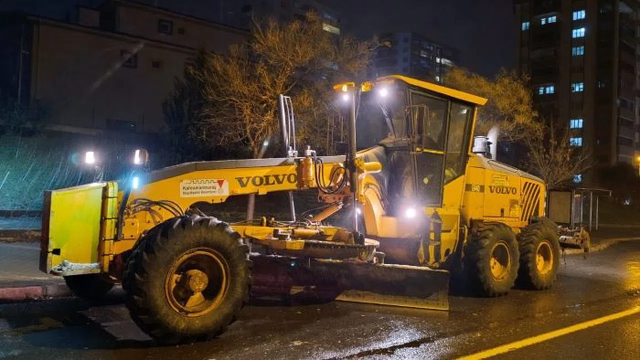 Büyükşehir’de Gece Mesaisi