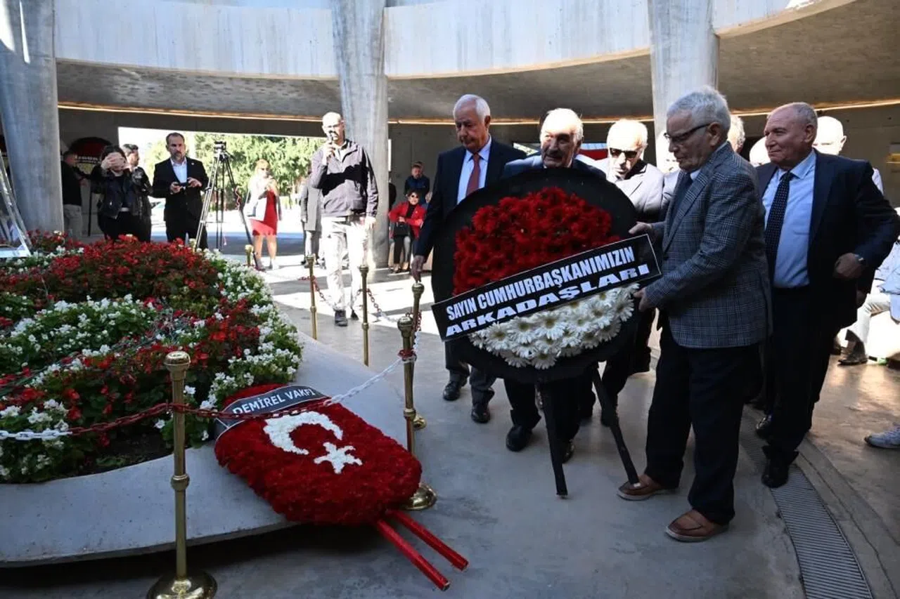 Süleyman Demirel, memleketinde anıldı