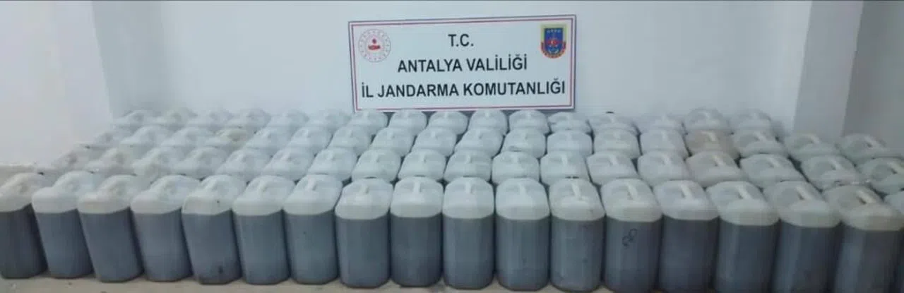 6 bin litre sahte zeytinyağı ele geçirildi