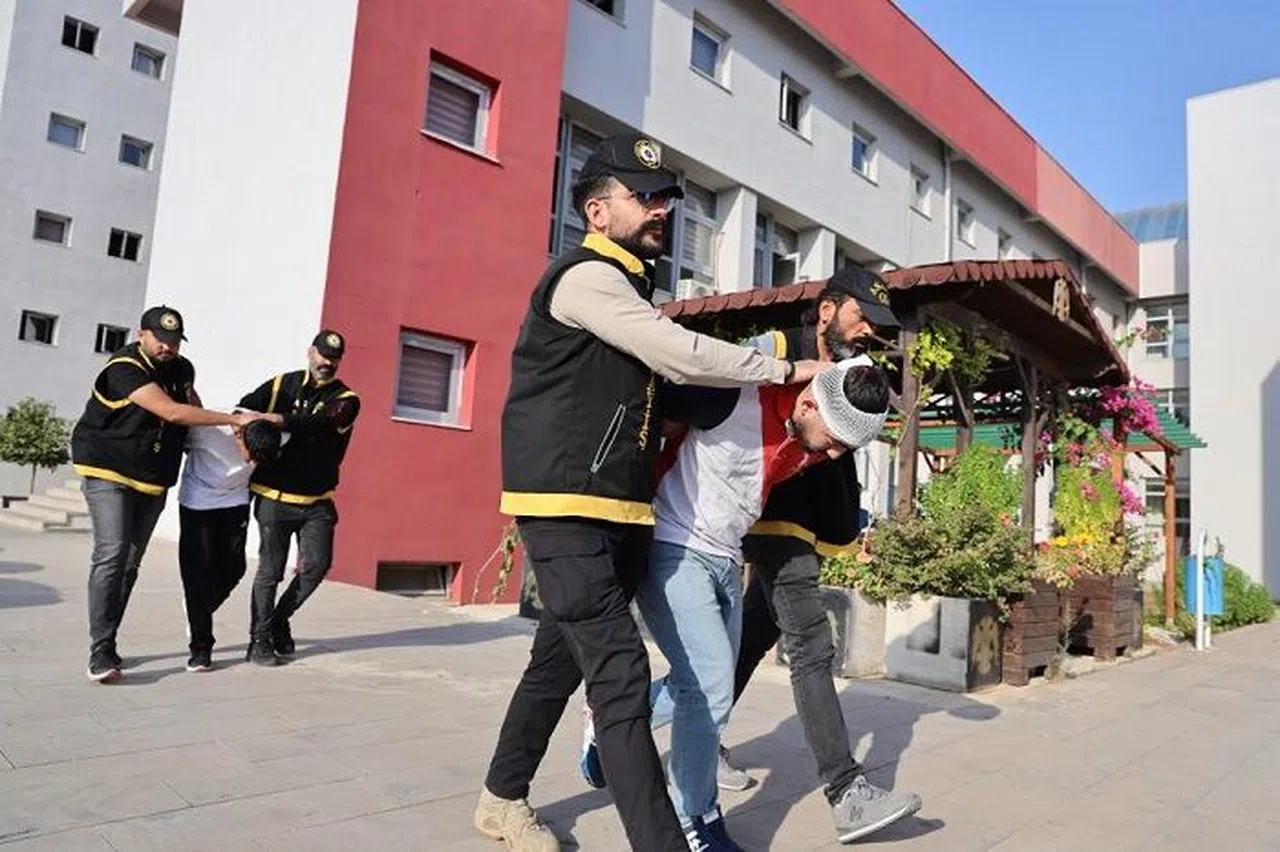 Kebapçıya Silahla Saldıran 2 Şüpheli Tutuklandı