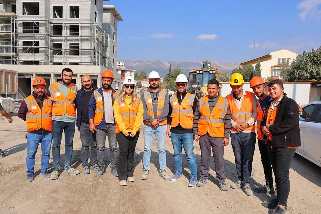 Depremin vurduğu Ebrar Sitesi'nde sona gelindi
