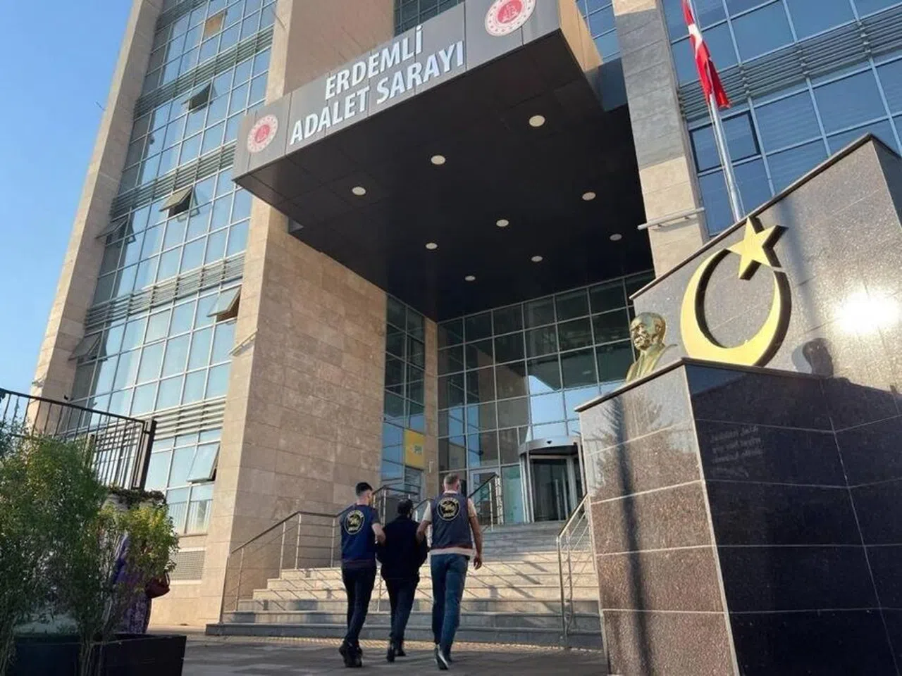 80 Suçtan Arama Kararı Bulunan Şahıs, JASAT Ekiplerince Yakalandı