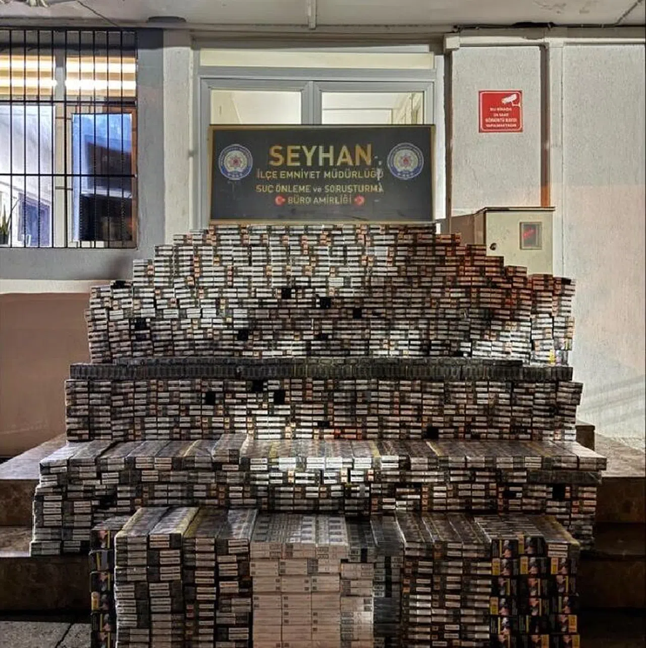 8 Bin 770 Paket Gümrük Kaçağı Sigara Ele Geçirildi