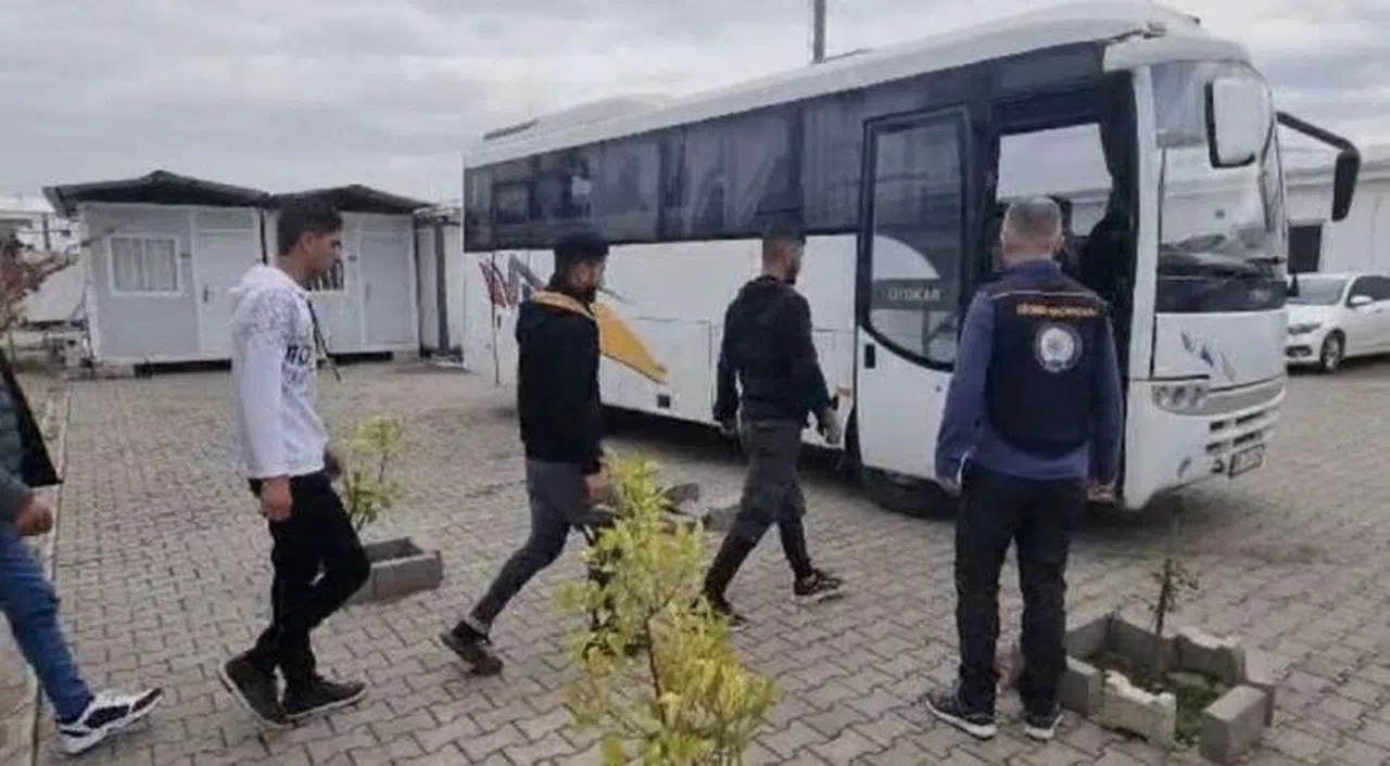 Osmaniye’de Durdurulan Otobüste 6 Kaçak Göçmen Yakalandı