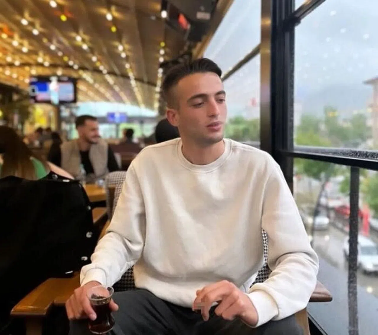 20 Yaşındaki Genç Evinde Ölü Bulundu