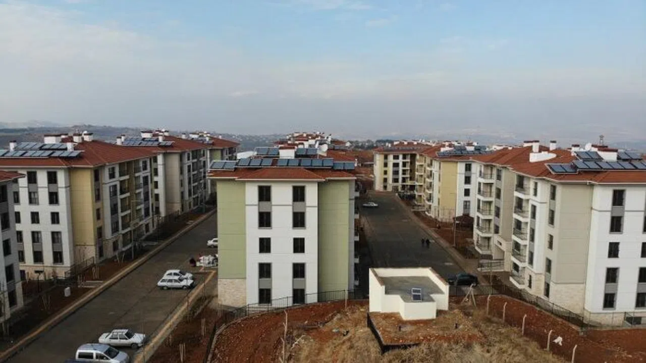 Kahramanmaraşlı Depremzede: “Hayalimizdeki Bir Ev, Böyle Bir Ev Alamazdık”