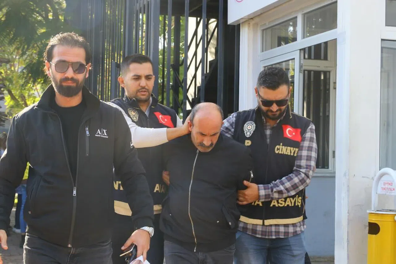 6 Çocuk Annesi Eşini Kıskançlık Yüzünden Öldüren Koca: "Eve Çiçek Gelmişti"
