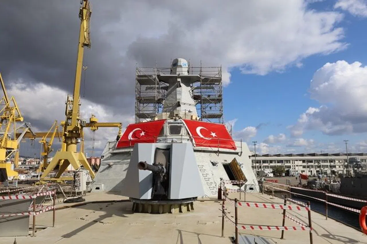 TCG AKHİSAR yerli ve milli silah sistemleriyle dikkat çekiyor