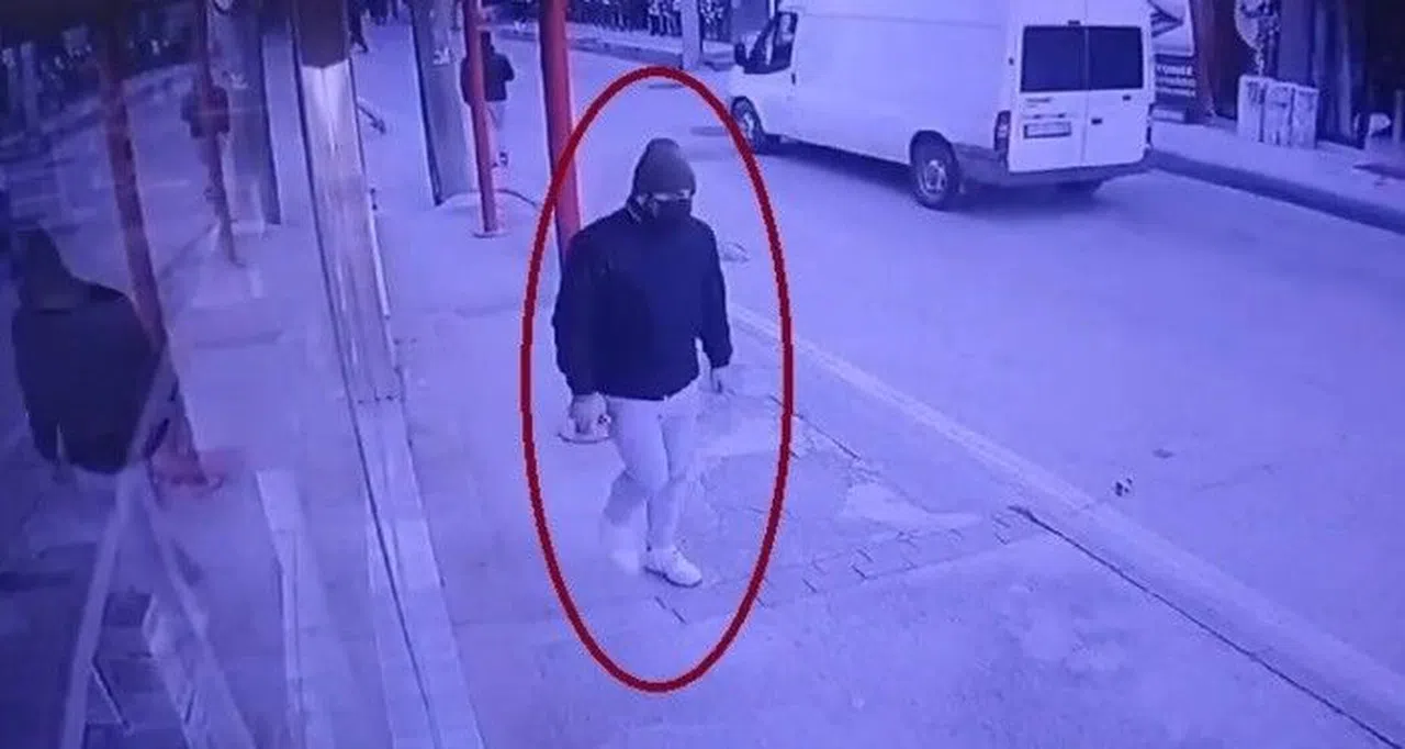 Maskeli Sahte Polis, Terörle Korkutup Emeklileri Dolandırdı...Gerçek Polislere Yakalandı