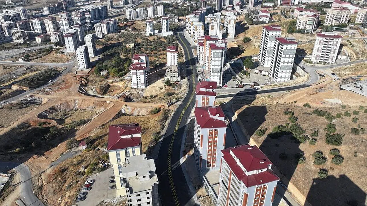 Büyükşehir, Yamaçtepe’nin Ana Arterini Yenileyerek Hizmete Sundu