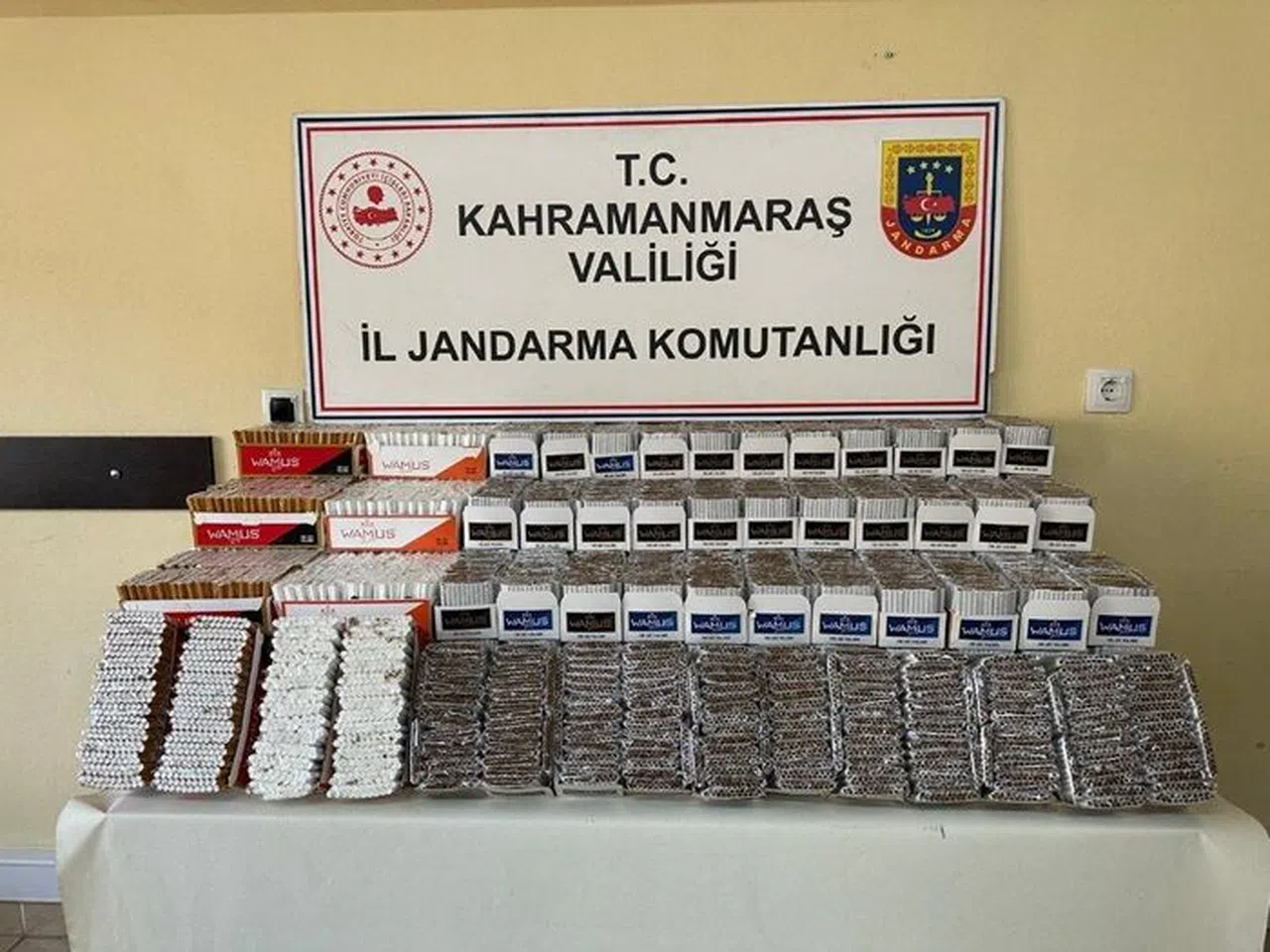 Kahramanmaraş’ta İçi Dolu 100 Bin Makaron Ele Geçirildi