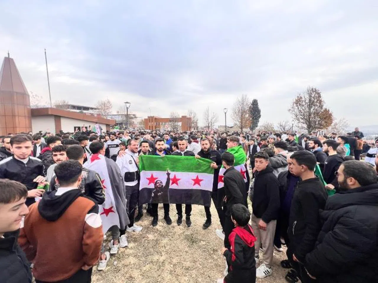 Kahramanmaraş'ta Binlerce Suriyeli Kutlamalara Katıldı